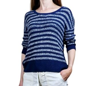 Lucky brand sweater size S